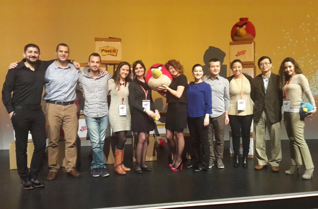 HTC_Events's tweet photo. Eczacıbaşı Angry Birds oyununda oldukça gayretliydi. Birlikte çok eğlendik. :)
#eczacibasi #angrybirds #oyun https://t.co/coUU6e5DJc