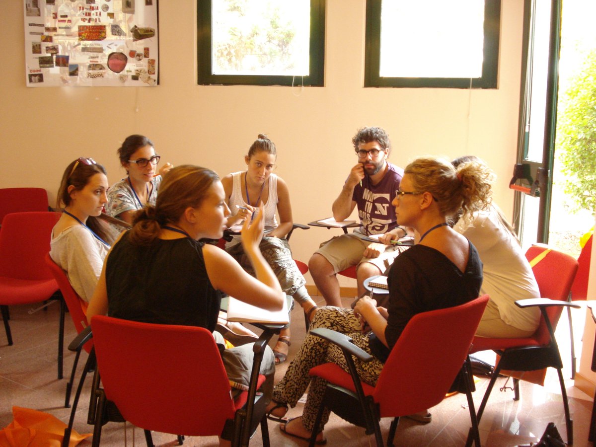FOCSIV's tweet photo. Online l'indagine suโYOUTH PARTECIPATIONโ. Scopri cosa pensano i giovani! https://t.co/OUYMr4Z9tc #whatdoyouthwant https://t.co/Cfs3pb16HJ