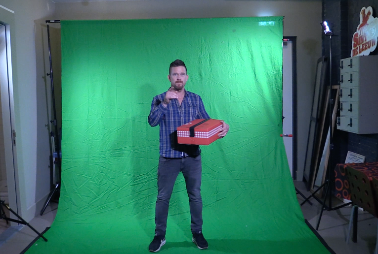 Opnames #Johnnydemol leuk geworden! Hij speelt in onze nieuwe eindfilm groep 8 ism 
 #Hetvergetenkind