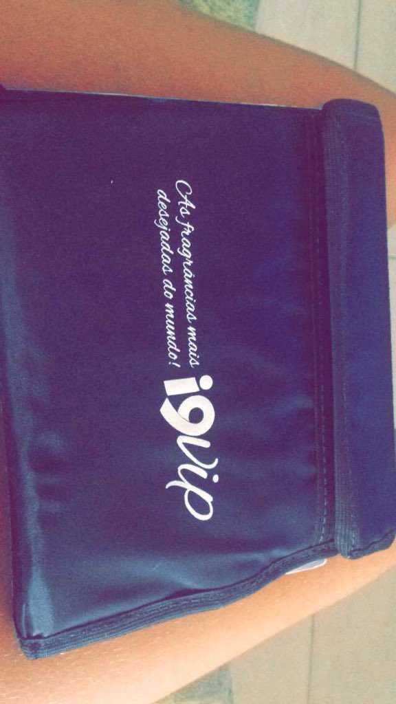Deborah11614471's tweet photo. Meu pai se cadastrou na loja da mãe da Viih socorro ❤️❤️ Melhor Perfumes 😍👏🏻👏🏻@viihtube https://t.co/j7uzg6qi3R