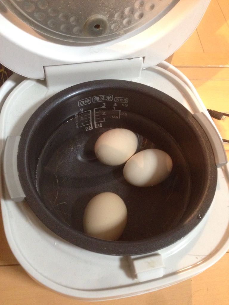 超簡単 炊飯器で完璧な温泉卵を作る方法 Togetter
