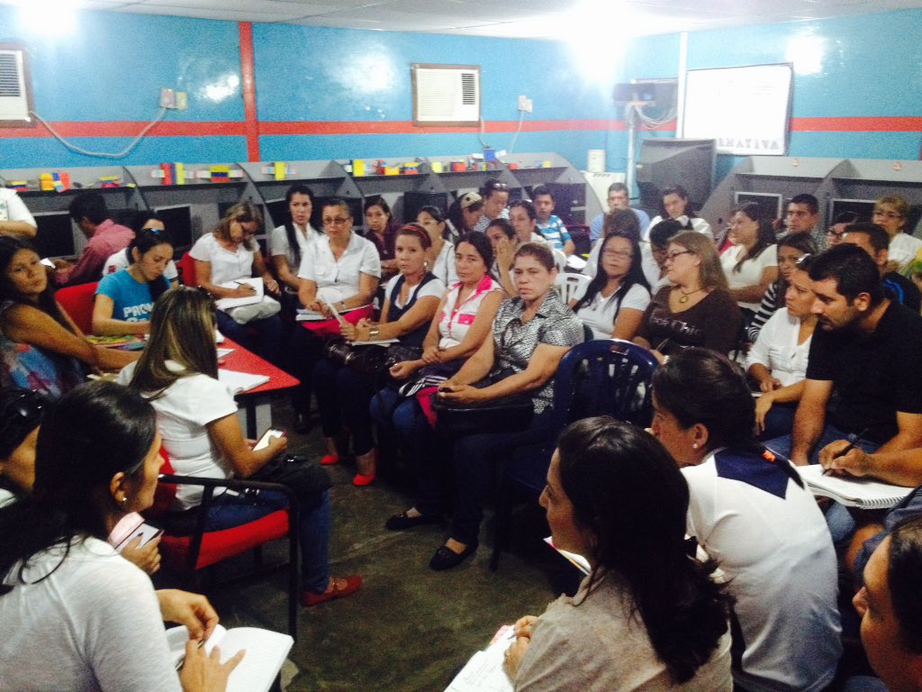 <a href="/OESEPanamericno/">SalaPanamericanoZET</a> reunión con equipo d coord d las inst. <a href="/vimi3v/">Vilma Vivas</a> @SaIaTachira <a href="/Sonia_Linsay/">SONIA LINSAY CORREA</a>