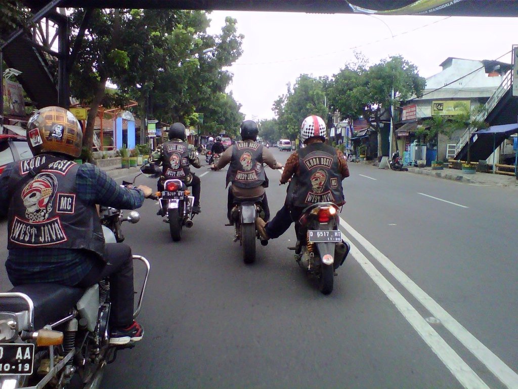 We'll watch your back bro... #kudabesimc #kudabesi #motorcycleclub #latepost