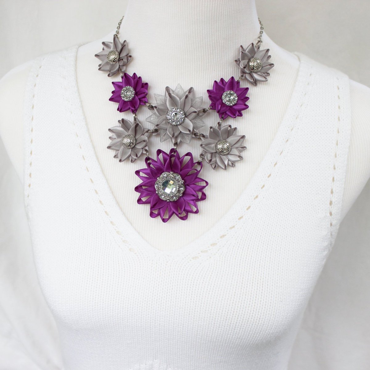 PPerceptions's tweet photo. Statement Necklace, Silver Statement Necklace, Purple Bridal Nec… https://t.co/z1Ito3Zzmy #etsymntt #BridalStatement https://t.co/x2dpfGuxsi