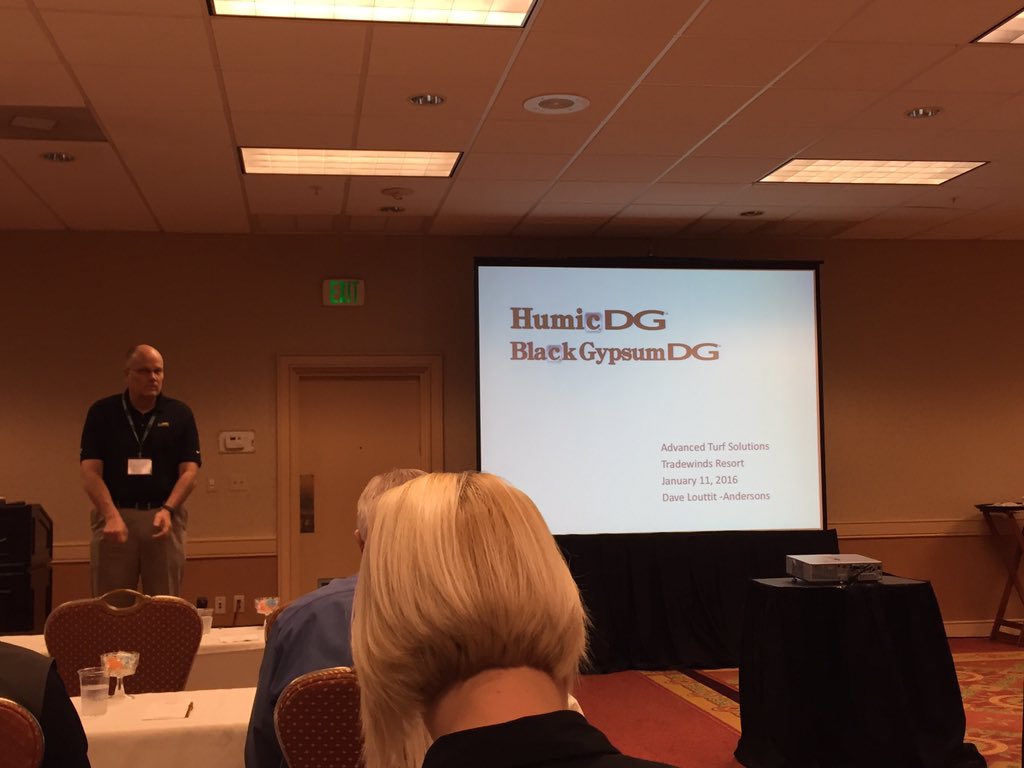 klwolfe83's tweet photo. Learning about #humicDG! #feedthesoil #TheAndersons #blackgypsum https://t.co/OAo2PTTJAY
