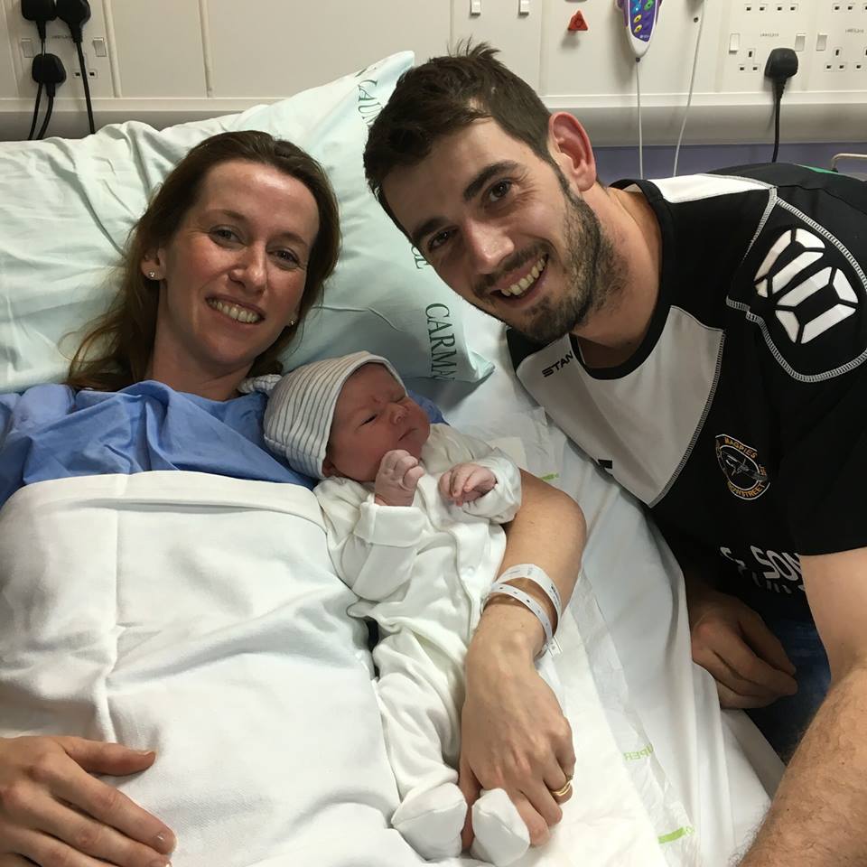 Evans92Neil's tweet photo. Evans family has got a bigger family again today!!! #cantwaittomeether https://t.co/RTw6vouvxr