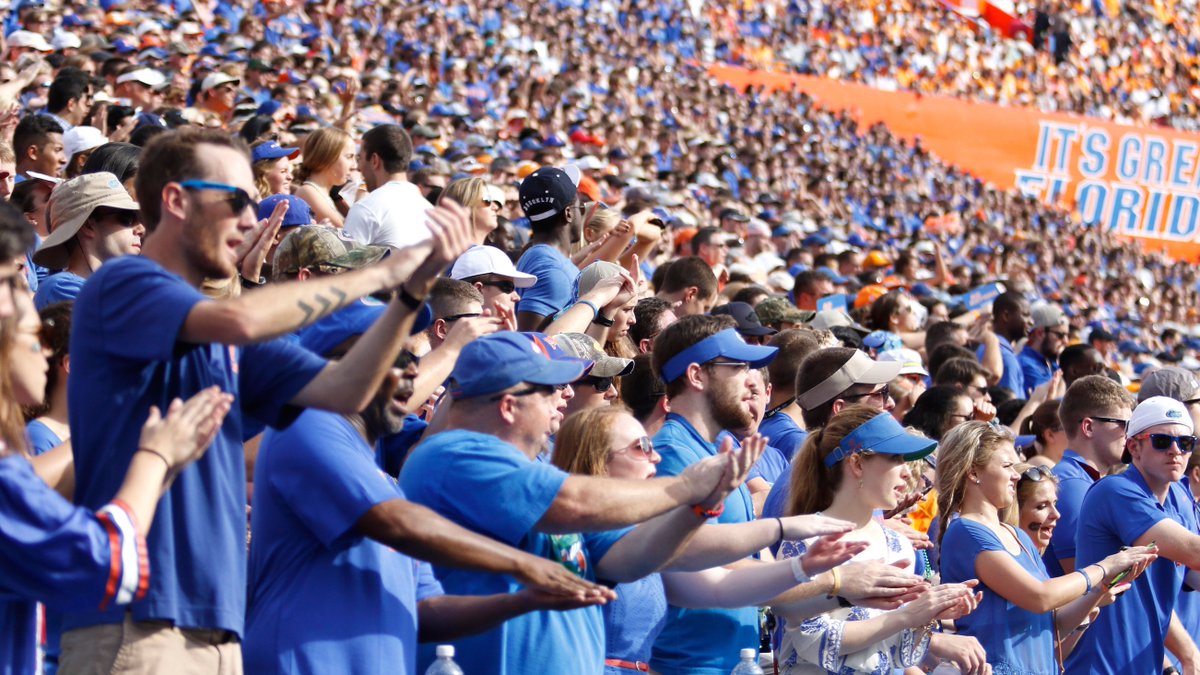 GatorsFB's tweet photo. .@WSJ ranks the #Gators the 7th-most valuable college football team. https://t.co/BgmjvsJGEX https://t.co/LNhNx7QZDO