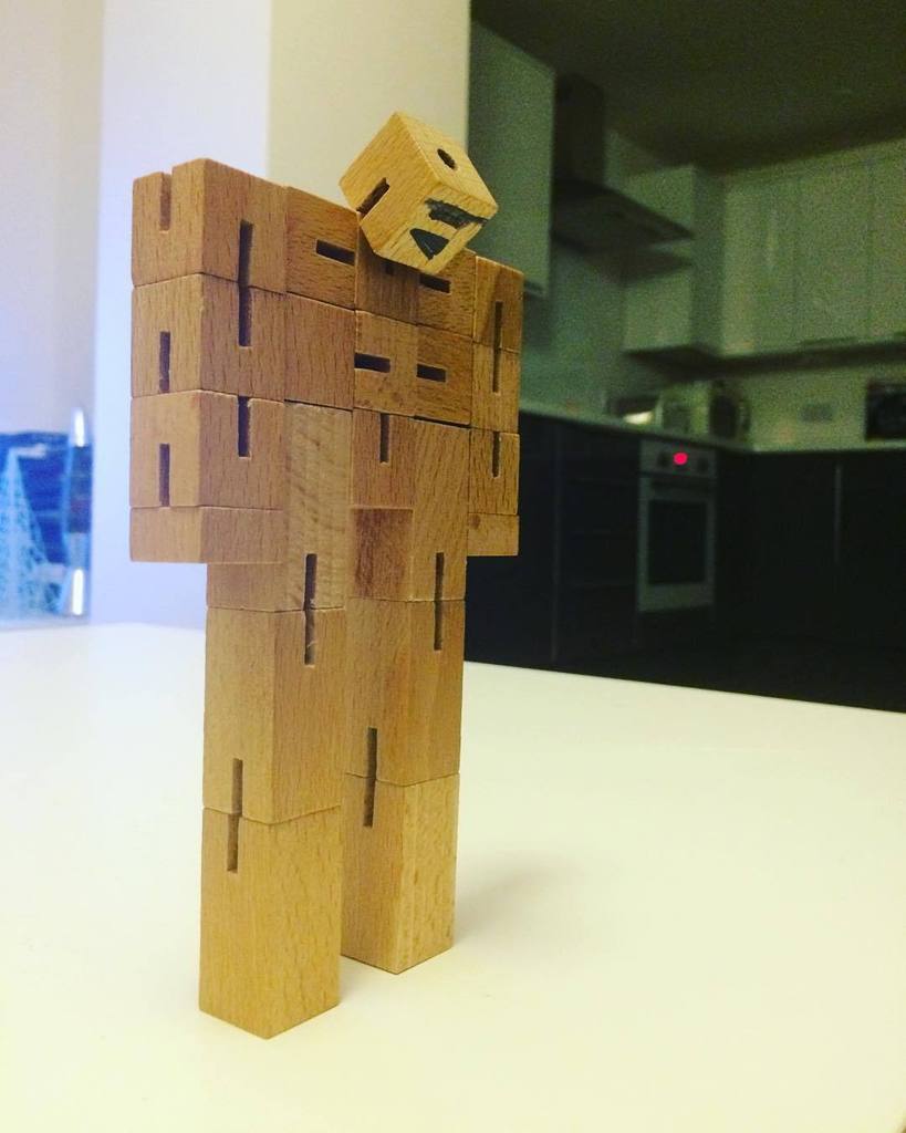 Otherbots's tweet image. Sad robot #sadrobot #sad #robot #woodenrobot #puzzleman #sullen #miserable by novayshun