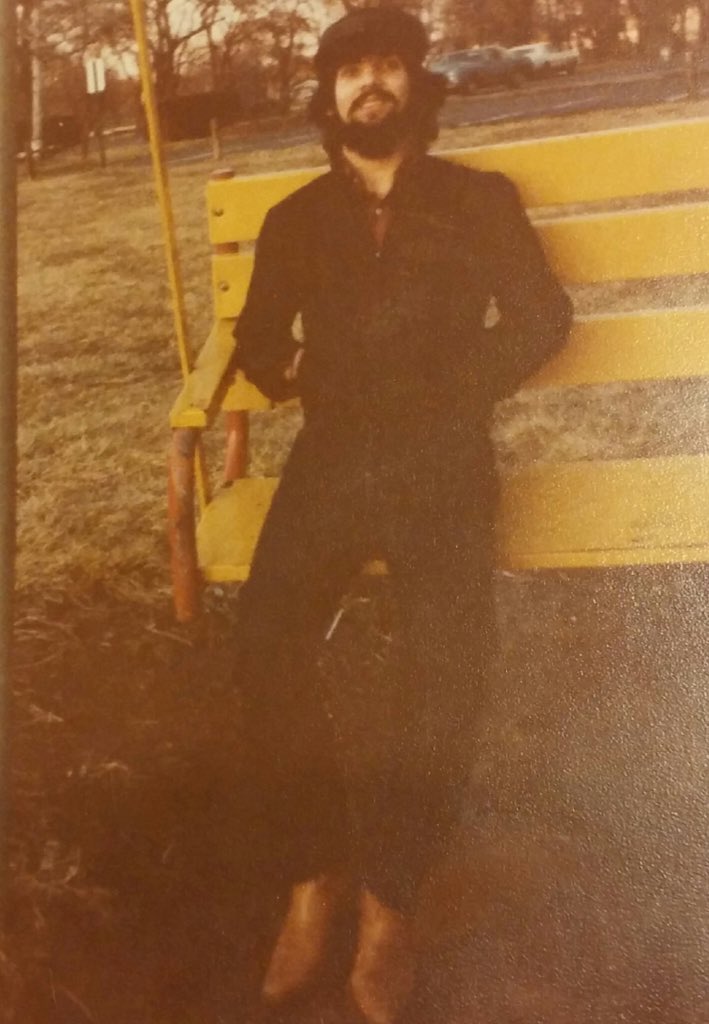 Flamesword's tweet image. I really have been blessed with beard growing genetics, thanks pops! That's the legend right there 🙌🙌🙌