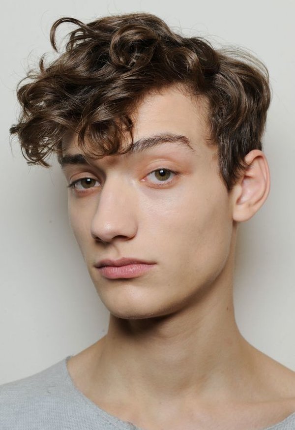 dGaltisation's tweet photo. "@HaiMagazine: Ini Dia 10 Gaya Rambut Cowok Yang Bakal Trend di 2016!

https://t.co/uifWUWNYGy https://t.co/pZB16jTtDg" @diputrakpf