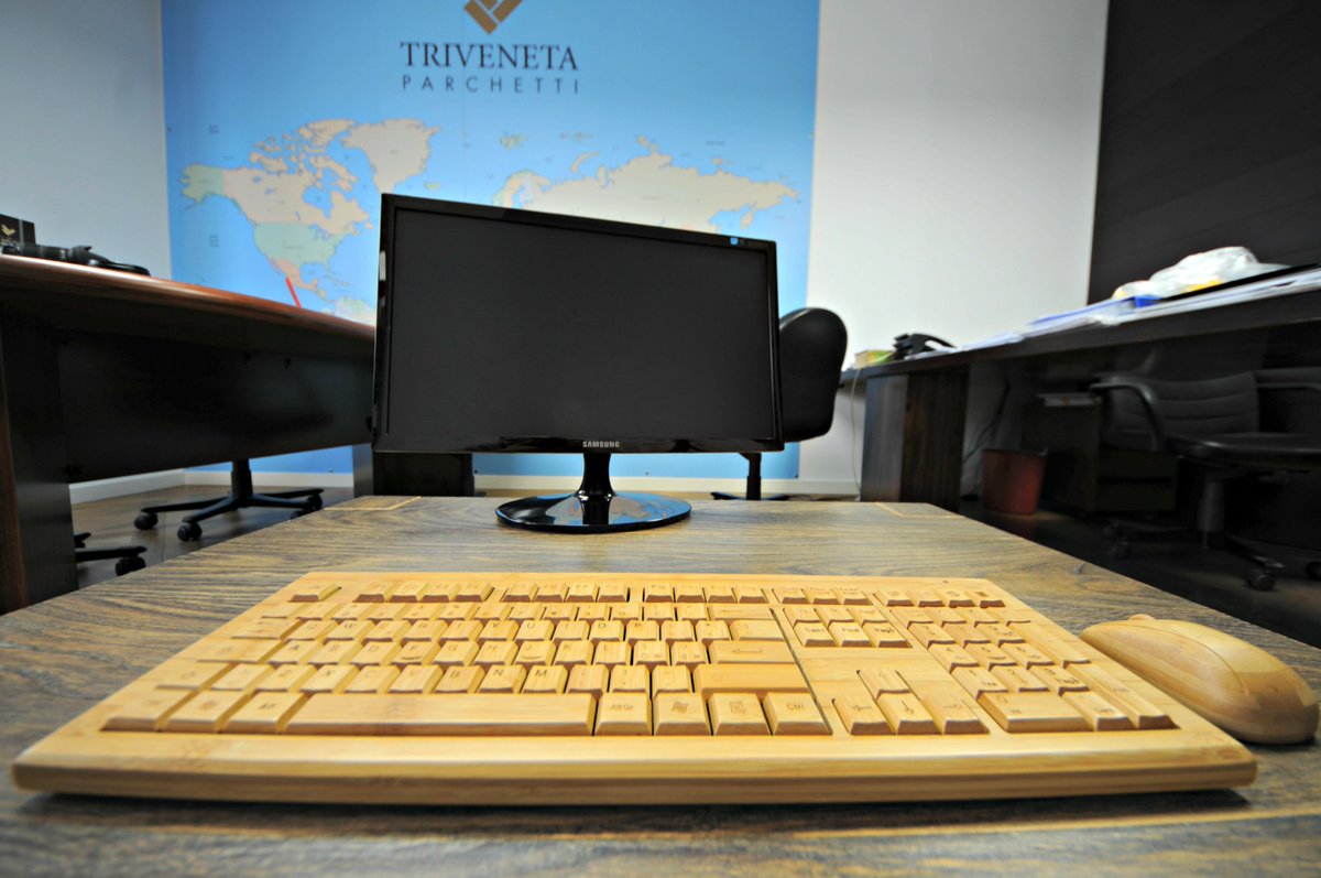 TrivenetaParc's tweet photo. New year, new life. But with the same #Values.
#Accessories #MadeinItaly #Triveneta2016 #Parquetry #Wood #Style #Eco https://t.co/sOO0ZiXcdk