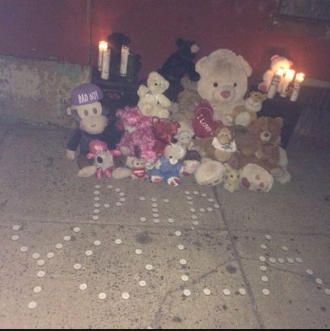 _BlackoutRock's tweet photo. Its been a year since we lost my boy and I still can't believe he gone 😞🙇🙏 P.I.P Yola #PistolP I love you nigga https://t.co/XoR8JUIWH9