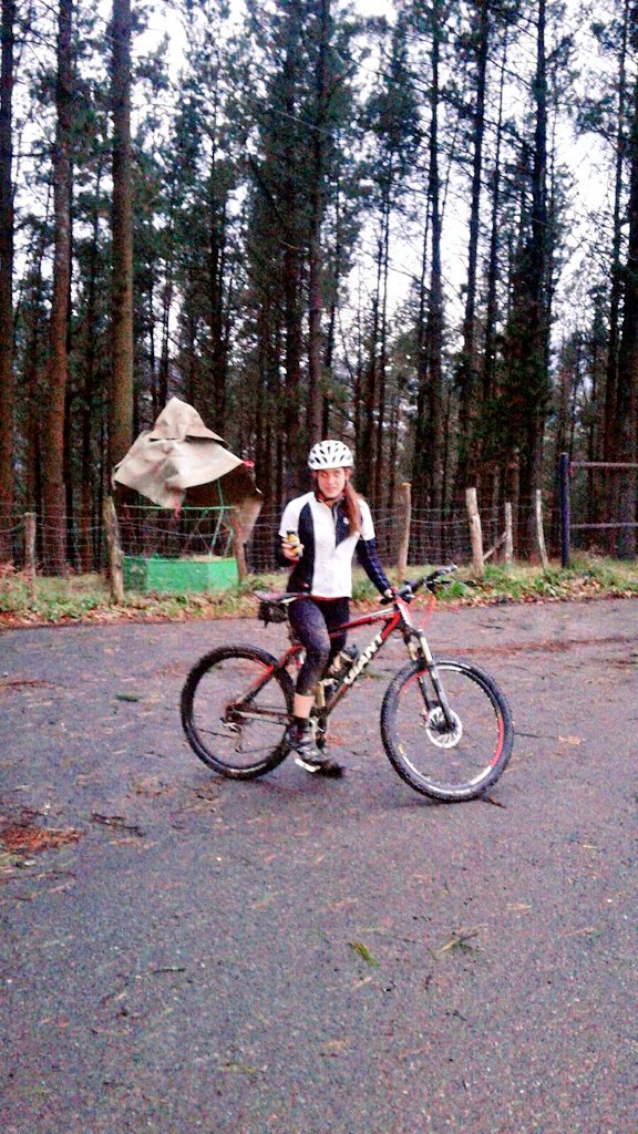 Irene Caminos (@irenecaminos) on Twitter photo Que mejor que un <a href="/ARMIEnergy/">ARMI Energy Drink</a> para recuperarse después de un entrenamiento!💪🚴🔋 #ARMIEnergyDrink #ARMIEnergy #ARMILife Que mejor que un <a href="/ARMIEnergy/">ARMI Energy Drink</a> para recuperarse después de un entrenamiento!💪🚴🔋 #ARMIEnergyDrink #ARMIEnergy #ARMILife