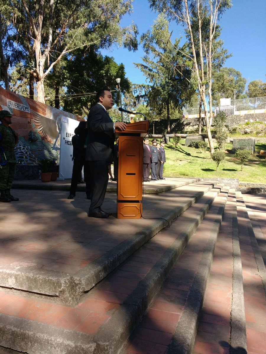 ContXDelante's tweet image. Ceremonia Cívica con personal de la SEDENA y autoridades de la delegación en la inauguración de Exposición Histórica