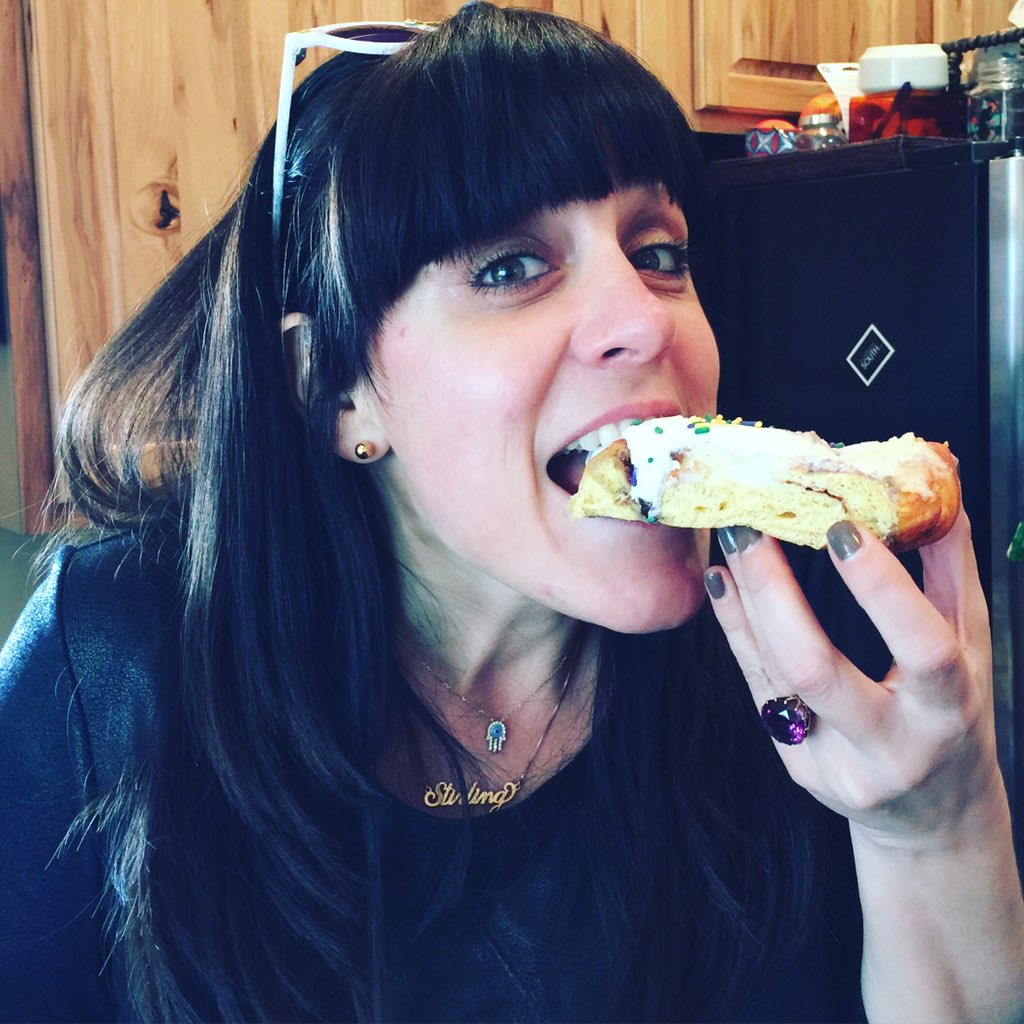 first #kingcake in 13 years! thanks <a href="/RandazzosBakery/">Randazzo's King Cake</a> - it was SO #worthit