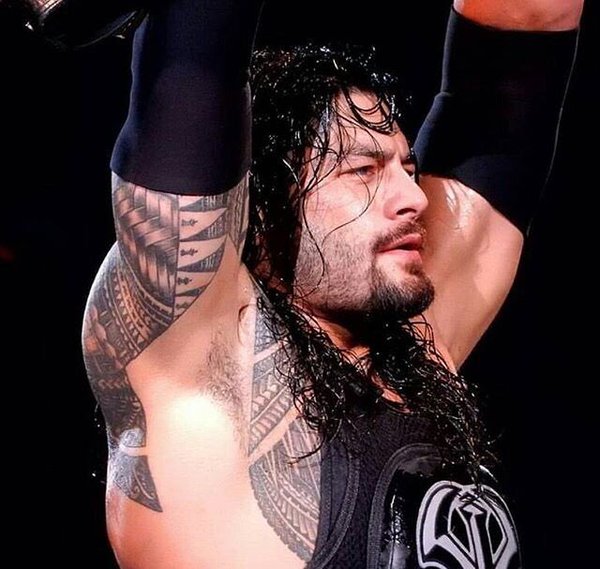 LeeshaNDessy's tweet photo. #Roman #FeelFree2FollowMe #IFURSeriousRomanFan @WWERomanReigns @romanreigns568 @TheDeannAmbrose @airstream52 https://t.co/BIrL7gZ8xB