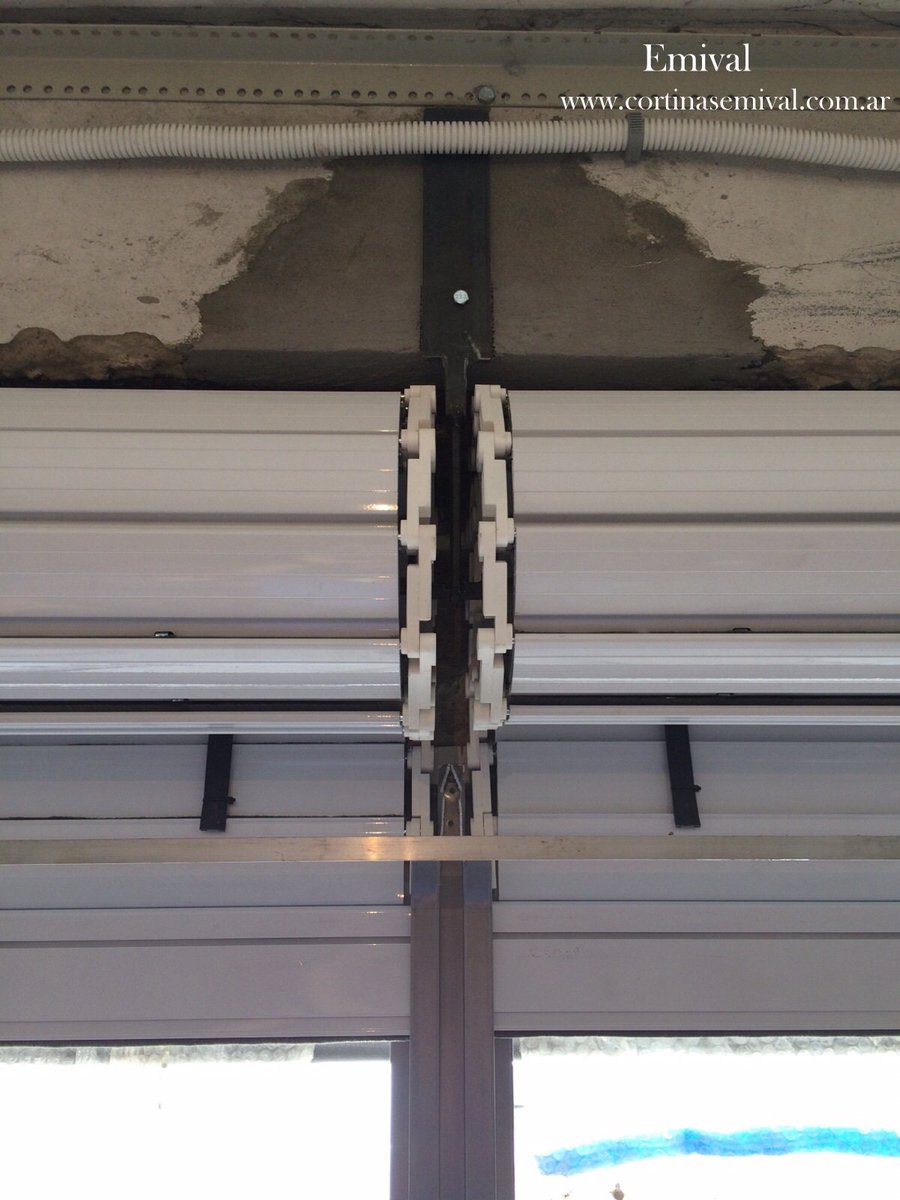 Emival_'s tweet photo. Persianas Barrio en Aluminio extrudido.
https://t.co/p1hE3IXJf3 https://t.co/X3aY3PyJXQ