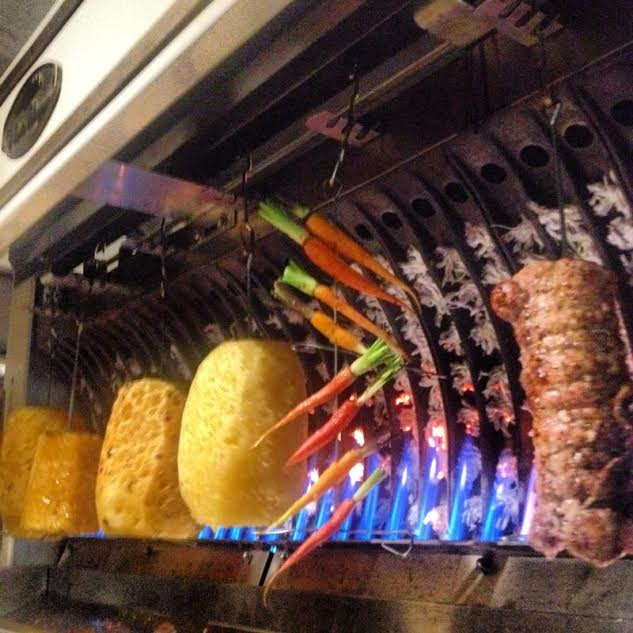 #YoSoloNecesito disfrutar la cocina de fuego del chef <a href="/nicolasmdelc/">NicolasMartindelCamp</a> en <a href="/CARBON_MR/">Restaurante Carbón</a>, Querétaro 225, Col. Roma