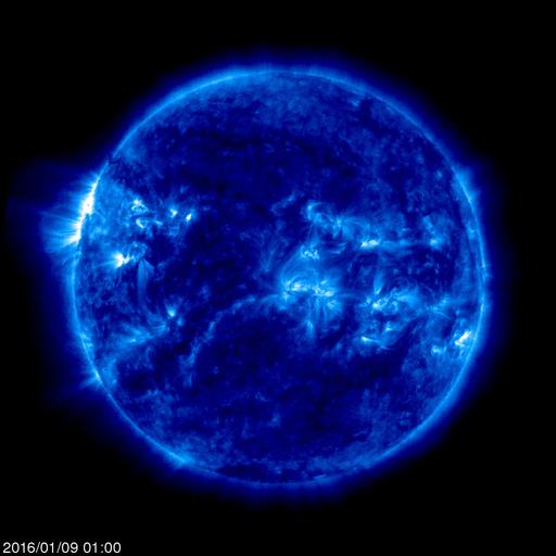 Roberto_RVLR's tweet photo. Scopriamo #unanuovaprospettiva. #SLOOK
@SlookOfficial #comingsoon #newapp #newprojects
The Sun, January 9, 2016 https://t.co/0HGHJJ3cTu