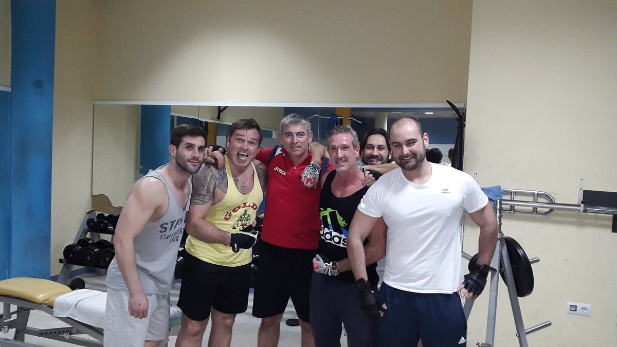 Tirando de gym con las máquinas  <a href="/chupenawer/">Chupe</a> <a href="/JavigutiJavier/">james rey 10</a> <a href="/Gp89Manuel/">Manuel</a> <a href="/donato511/">Manolo</a> y <a href="/AtoChechu/">chechu martinez ato</a> 💪💪💪
#DiasdeTodo