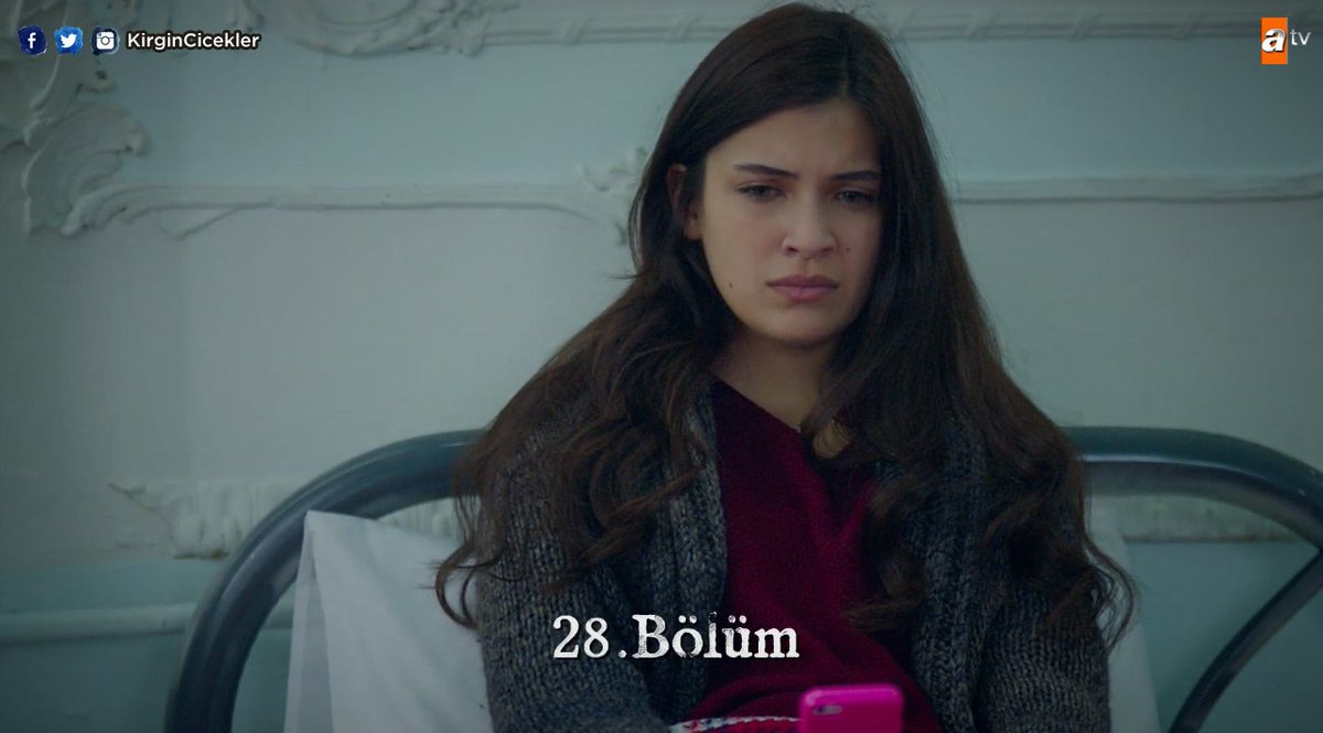 kirgincicekler's tweet photo. #KırgınÇiçekler'imizle üzülüp, onlarla gülebiliyorsan haydi ekran başına!
Yeni bölümümüz atv'de başladı
#BenimAnnem https://t.co/1p2OJQFoqP