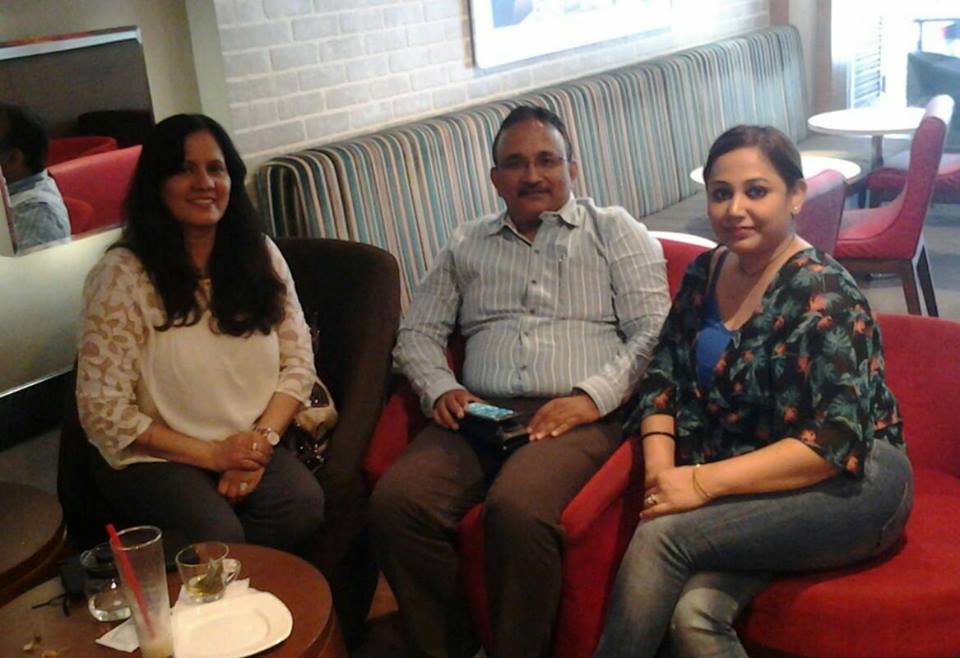 AroraSanjay's tweet photo. @pratapsomvanshi &amp; @sujatavidu - thanx for your belief and presence at @DelhiPoetryFest 

@dolsin #DPF3 https://t.co/qkKCnCcdyn