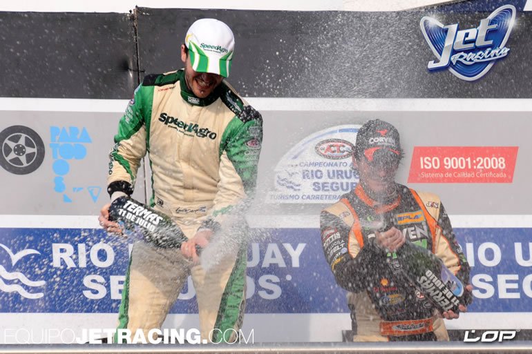 EquipoJetRacing's tweet photo. #Triunfo #TC #2015 #Recuerdo #6Meses #Termas @AgustinCanapino https://t.co/Nasulu6vsS