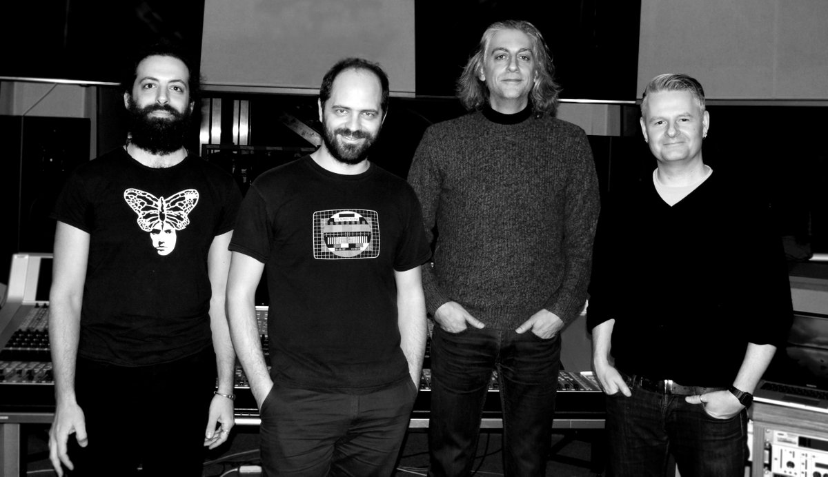 Join me from 9.05pm tonight <a href="/BBCRadioScot/">BBC Radio Scotland</a> I have <a href="/weareNAF/">Numbers Are Futile</a> LIVE in session... Here we are in the studio!!