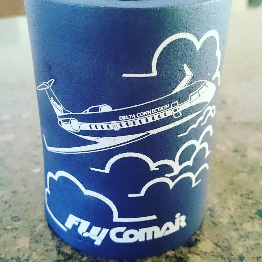 DeltaBravo33's tweet image. Instagram : by flyingturtle619 - Things you find at Grandmas house! #classicaviation #comair #cvg #planeporn #aviat…