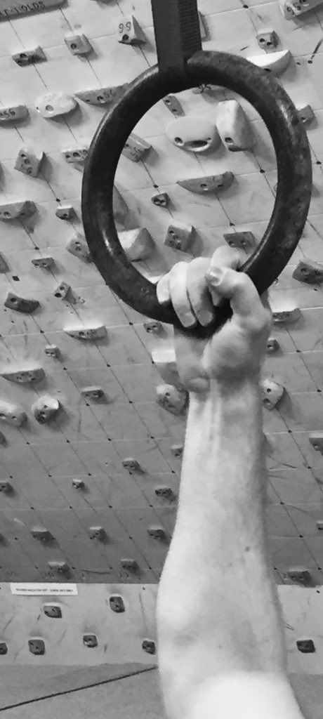 mountain-instruction tweet media