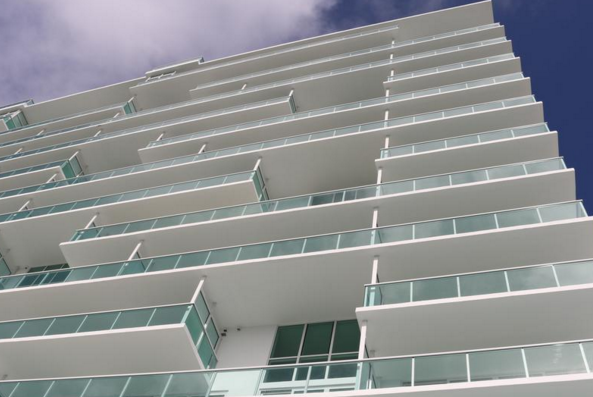 .<a href="/13thFi/">13th Fl Investments</a>'s &amp; Key International's 400 Sunny Isles condo is open for livin' bizj.us/1ku9xy <a href="/SFBJRealEstate/">Brian Bandell</a>