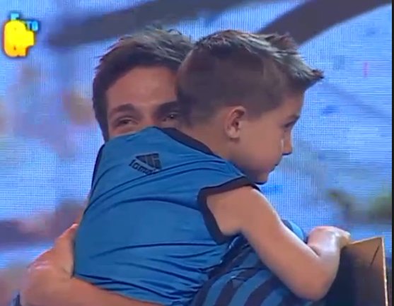 mon_u22's tweet image. @NicolaPorcella Mañana 🎉💕😆
Nuestro #CapitánCobrita🐍💙 #AdrianitoPorcella 👶😍❤ #MiniKing 💞👑
NICOLA ES NUESTRO CAPITAN 👏