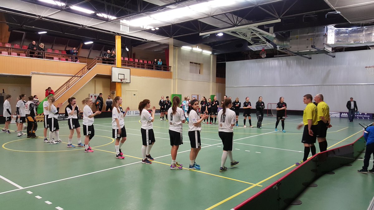 Rīgas Lauvas virslīgā uzvar Kekavas Bulldogs 8:3.