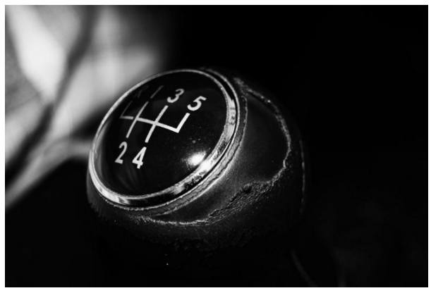 easypartsOEC's tweet photo. Ever wonder why manual transmissions use an H pattern?  @YahooAutos gives us an answer
https://t.co/IkxUrmiI3a https://t.co/no2L0xUVCk