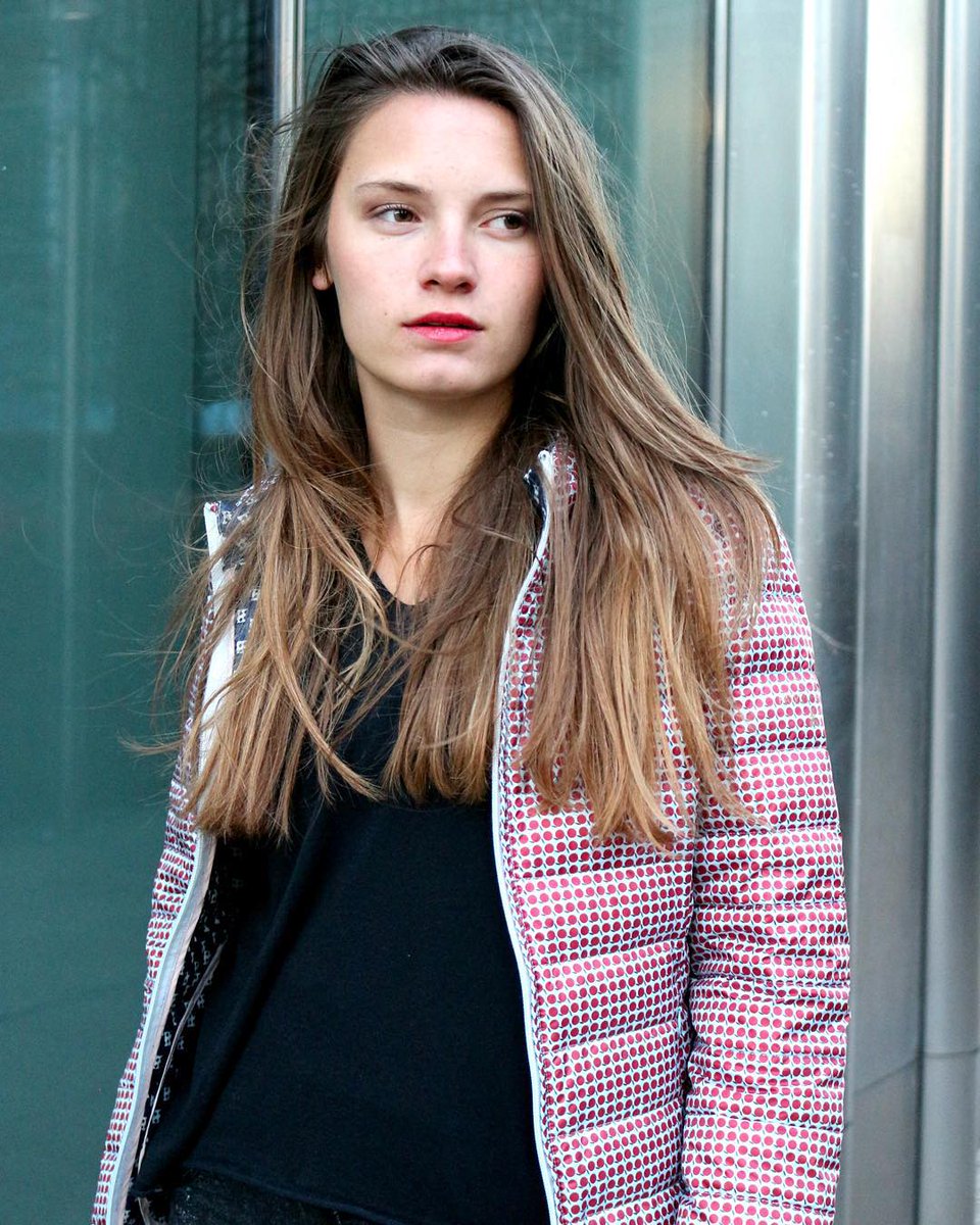 RentezVous's tweet image. Try it out now with the @PatriziaPepe #printedjacket for £35/week bit.ly/1ZgvnC7 #sustainablefashion