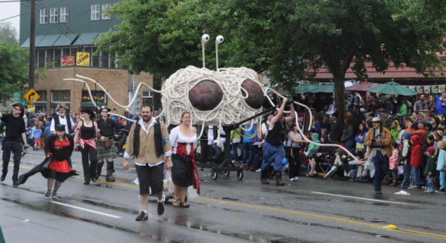 Los seguidores de la Iglesia del Monstruo del Espagueti Volador podrán casarse atres.red/bai46