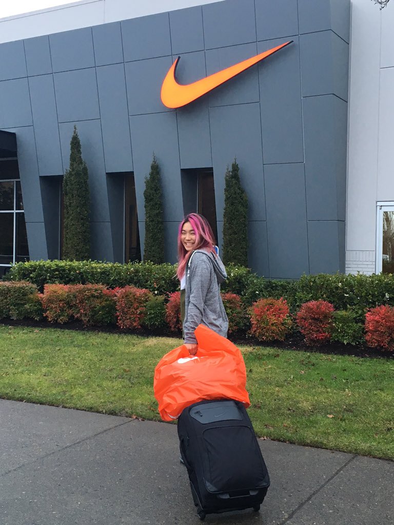 Entre Instalación batería Chloe Kim on Twitter: "Stoked to be part of the @Nike team!  https://t.co/HgQx4tnzX9" / Twitter