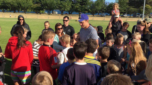 . fullback Ben Smith's date with Wanaka junior pulls crowds