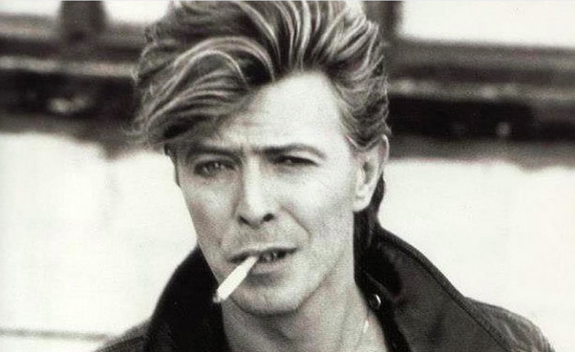 ELLEmagazine's tweet photo. Iman Recalls David Bowie's Greatest Moments on Instagram https://t.co/NCuwxVPCHH https://t.co/CtKG1h8lzz