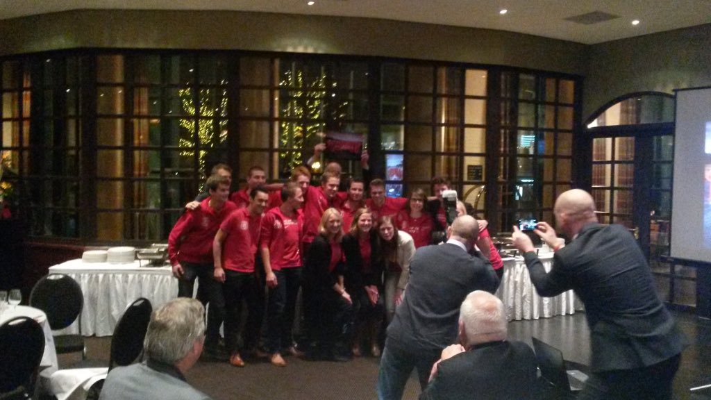 Johncvte's tweet photo. We huldigen voor de #RodeLoper2015 het @solarteamtwente die later ook die loper wint! https://t.co/MgNSE8WVaM