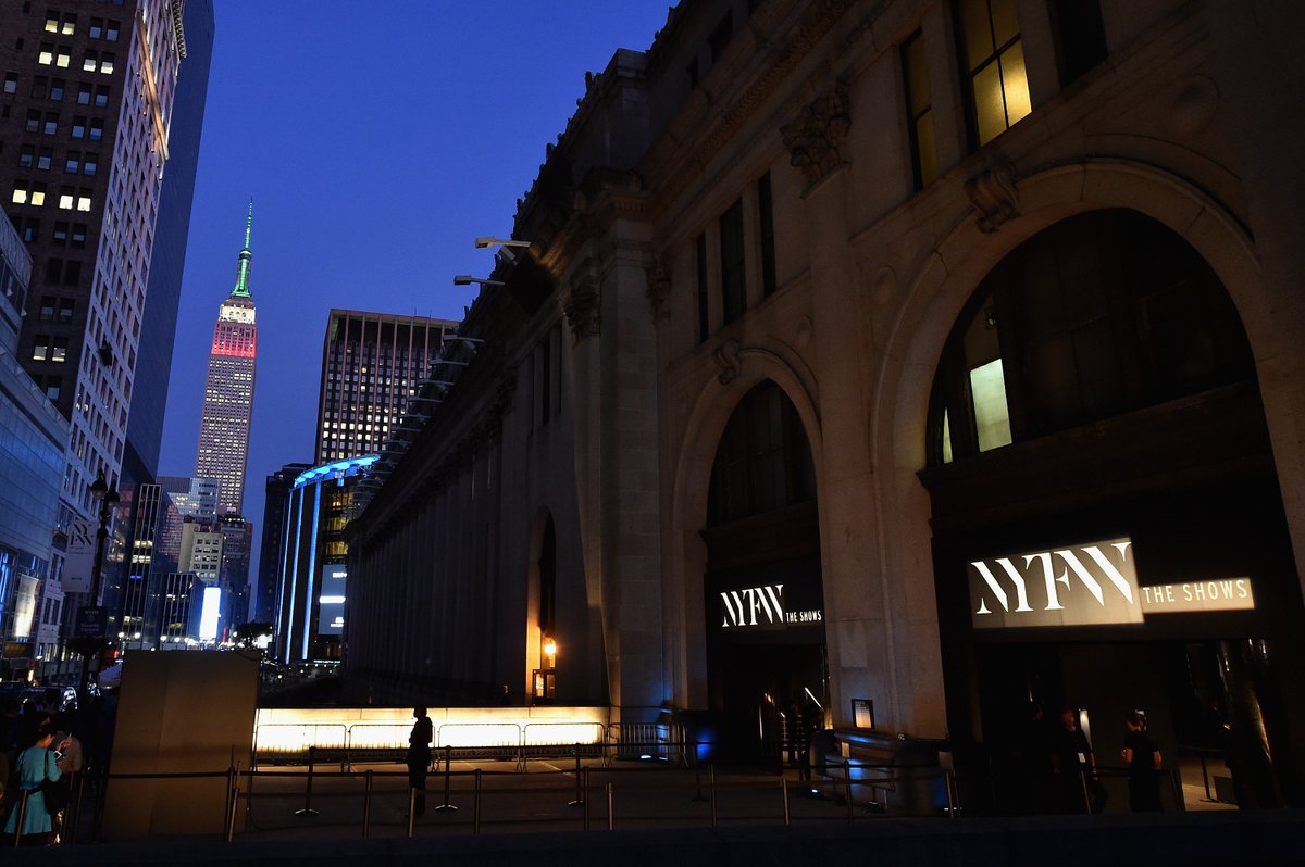 nyfw's tweet photo. 1 month. #NYFW https://t.co/6yHx8YGCG1
