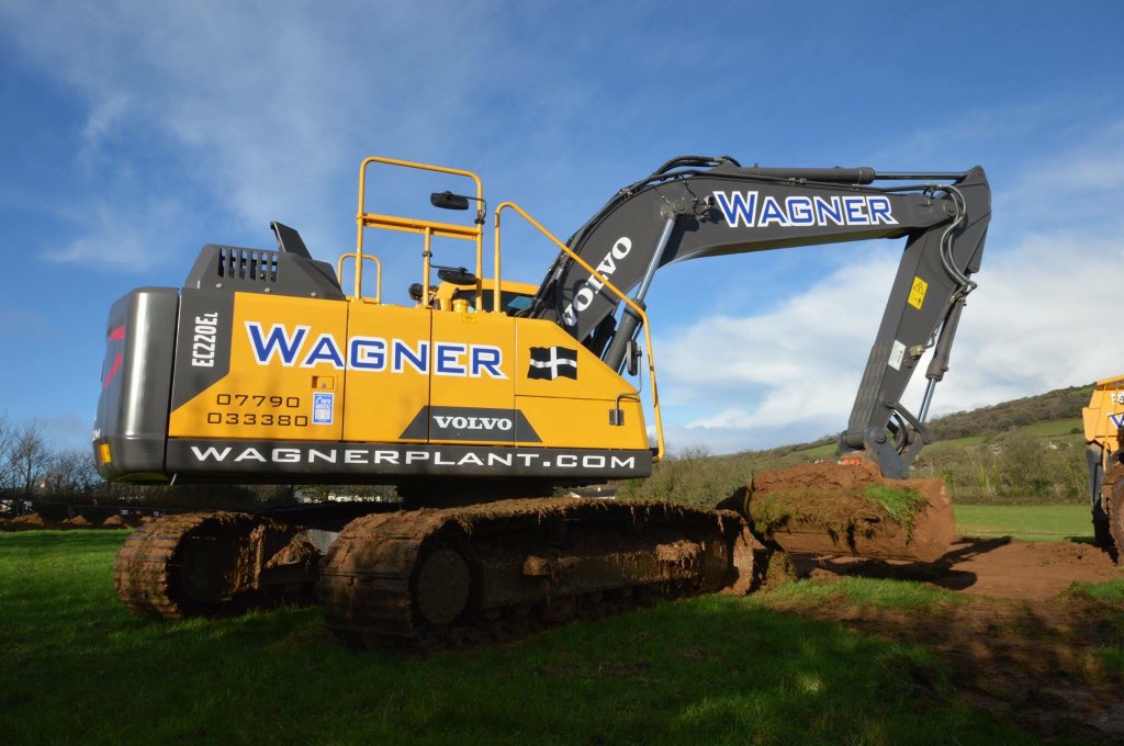 Enjoyed my time back in the seat today, thanks to <a href="/TonyWagnerplant/">Wagner Plant Ltd</a> for the opportunity. <a href="/EarthmoversMag/">Earthmovers Magazine</a> <a href="/VolvoCEGB/">Volvo CEGB</a>
