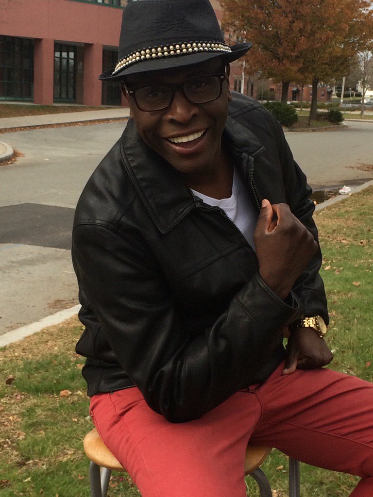 pptranquility's tweet image. Cuco valoy Cuando era joven