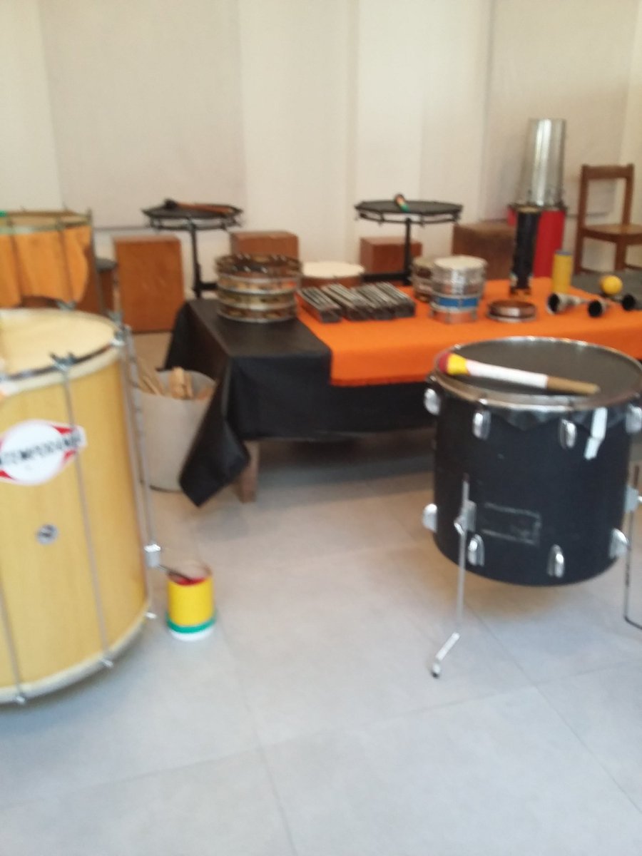 Bueno se viene la clase 1 de la clinica de samba brasillll jjaajja