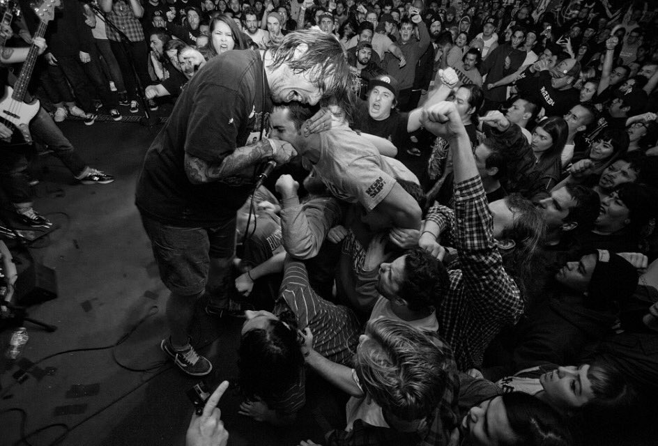 HARDTIMESSHOWS's tweet photo. 1.9.16 @FoundationATL @ 924 GILMAN Berkeley,CA
Photo by @iamjoecalixto #foundationatl @JawkRecords https://t.co/MNpqabSbCS