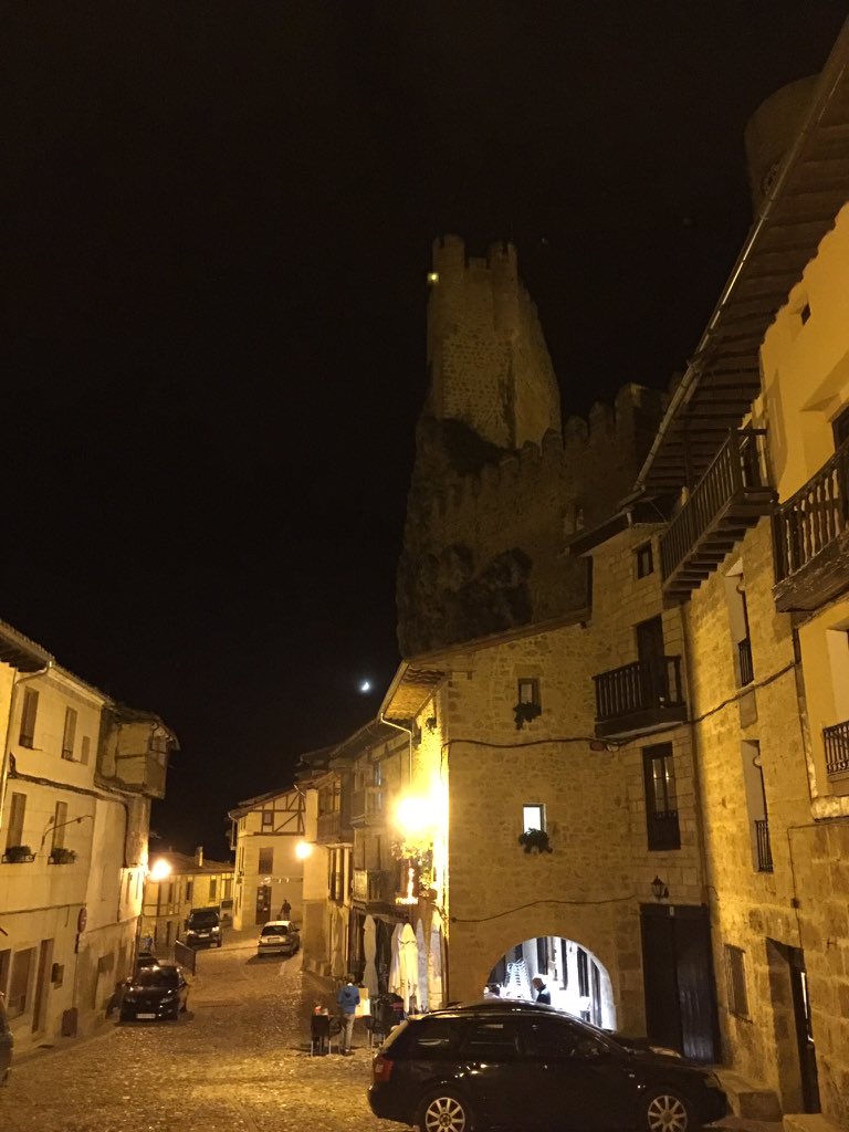 terrorifrias's tweet photo. Sin ninguna duda #elpueblomasbonito es Frias https://t.co/wDC2aJ8W2G
