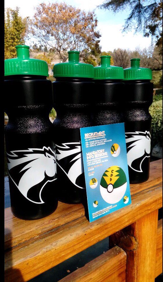 taylorbroome_'s tweet photo. 👀👀 Info Session in the Library rm 1808 during u hour. #joinos #getafreewaterbottle #itslit https://t.co/Amxd2uLYYx