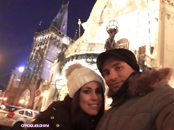 aitanxftot's tweet photo. 'Y si la luna no salía, bastaba su sonrisa para iluminar la noche' 🎇🌌❤😉 https://t.co/MmapAEIBLB