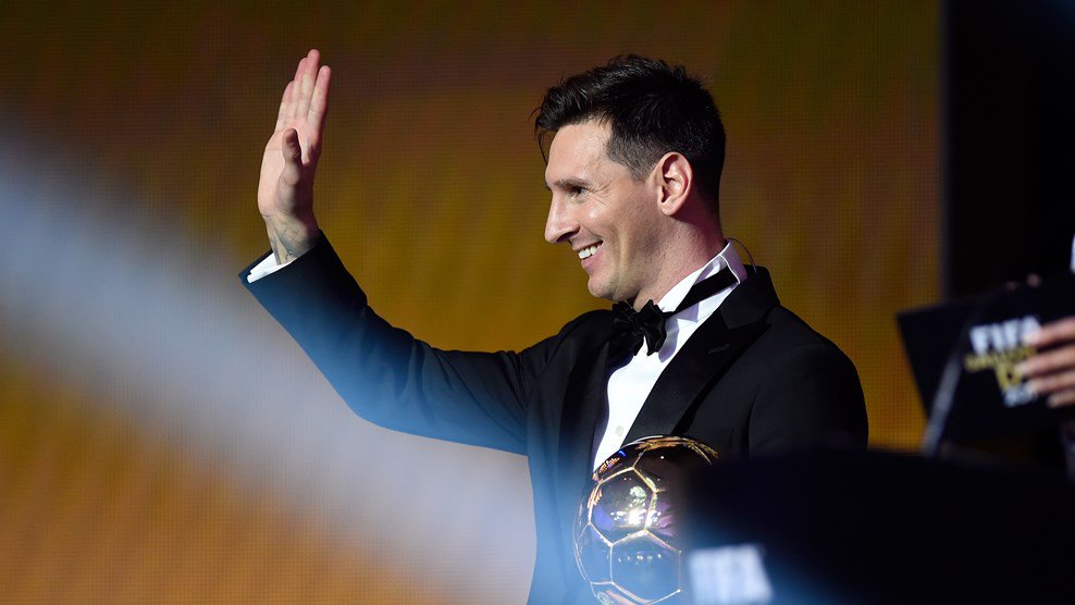 FIFAcom tweet picture