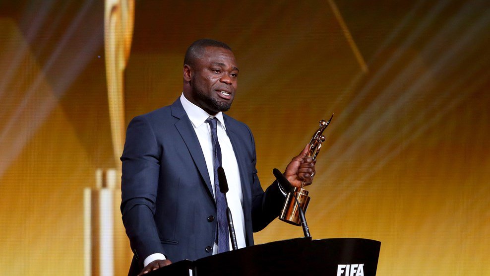 FIFA Fair Play Award was given to organisations, clubs that are working to support refugees
fifa.to/1N3Gw26